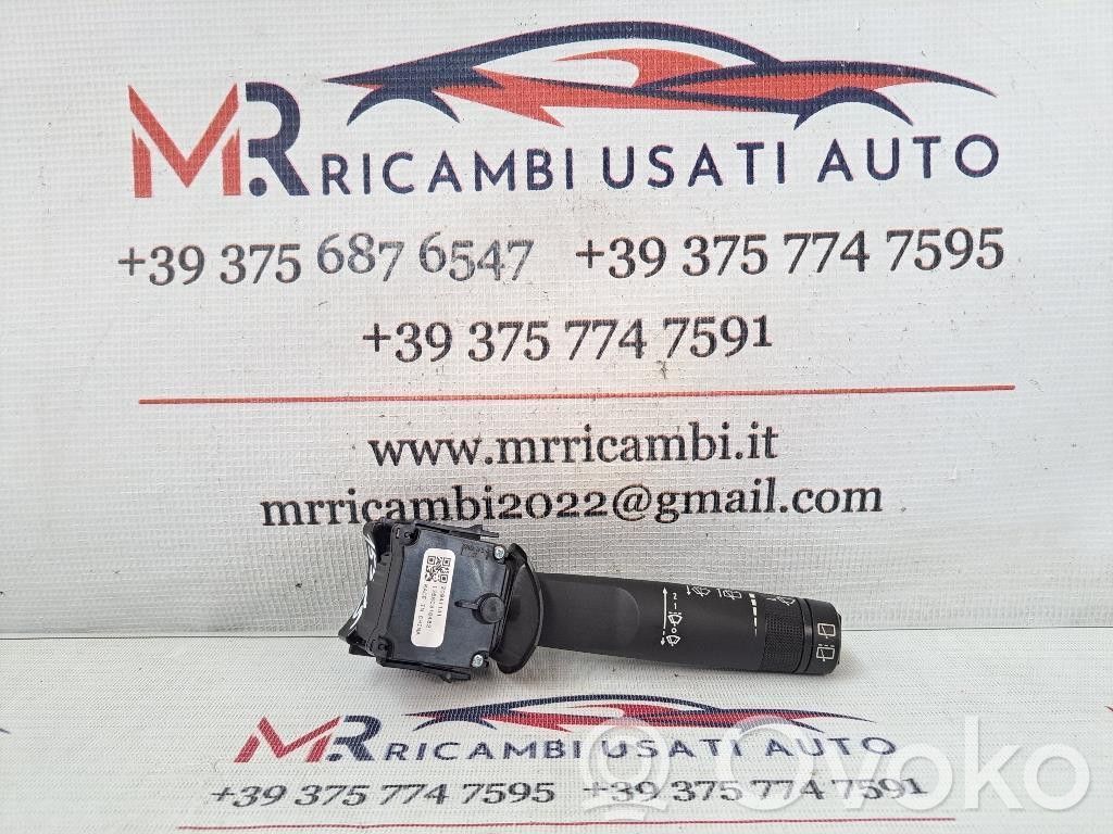 Opel Astra J Palanca de control del limpiaparabrisas 
