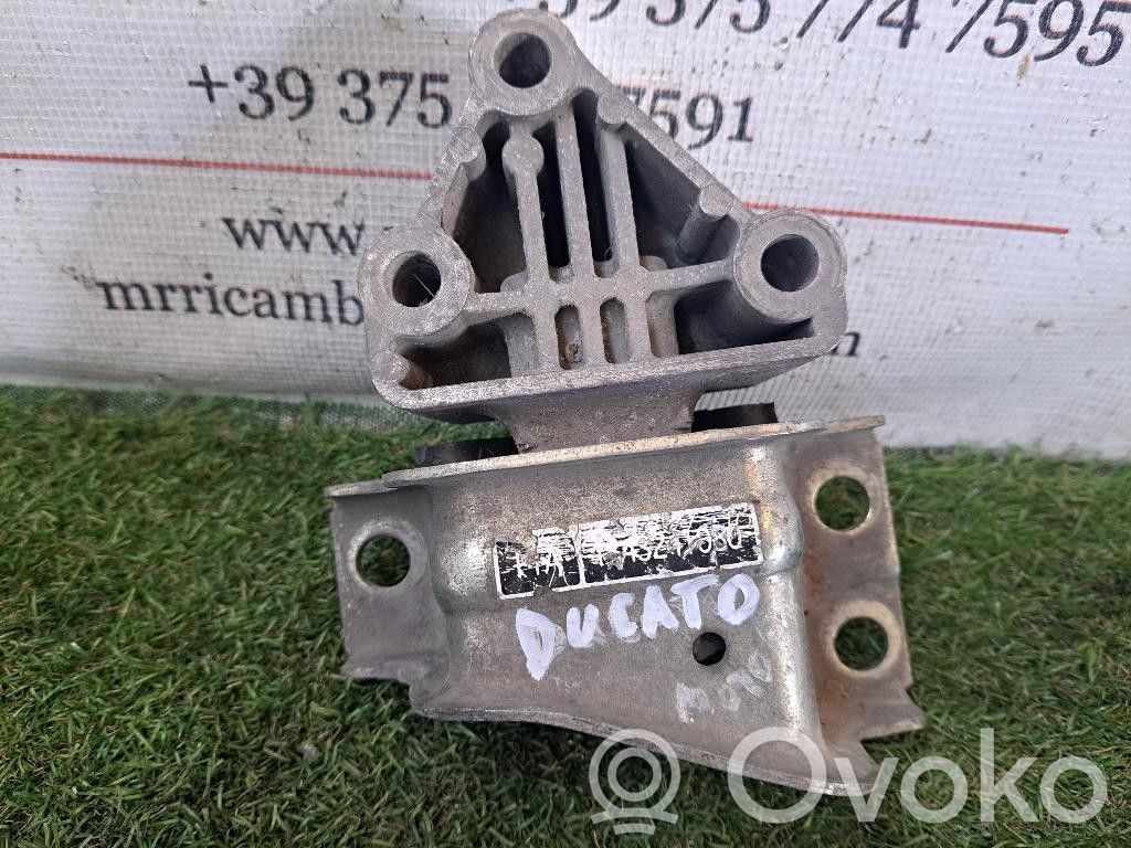 Fiat Ducato Engine mounting bracket 