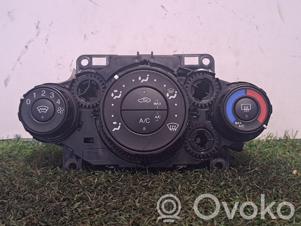 Ford Fiesta Climate control unit 