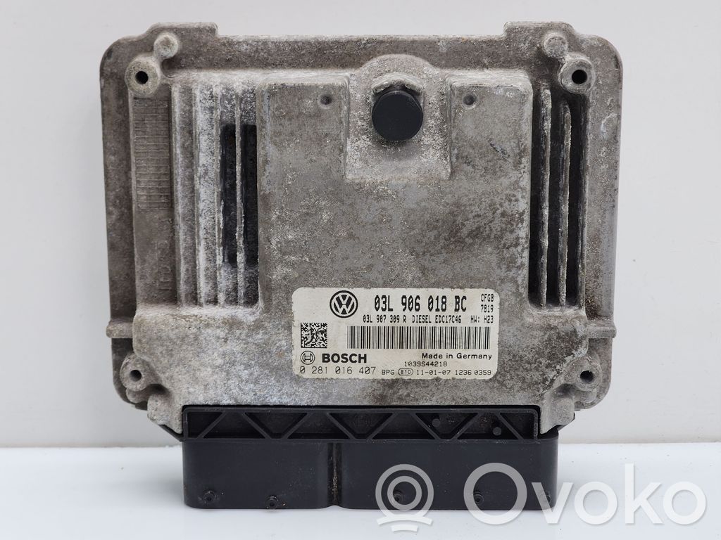 Volkswagen Golf VI Engine control unit/module 