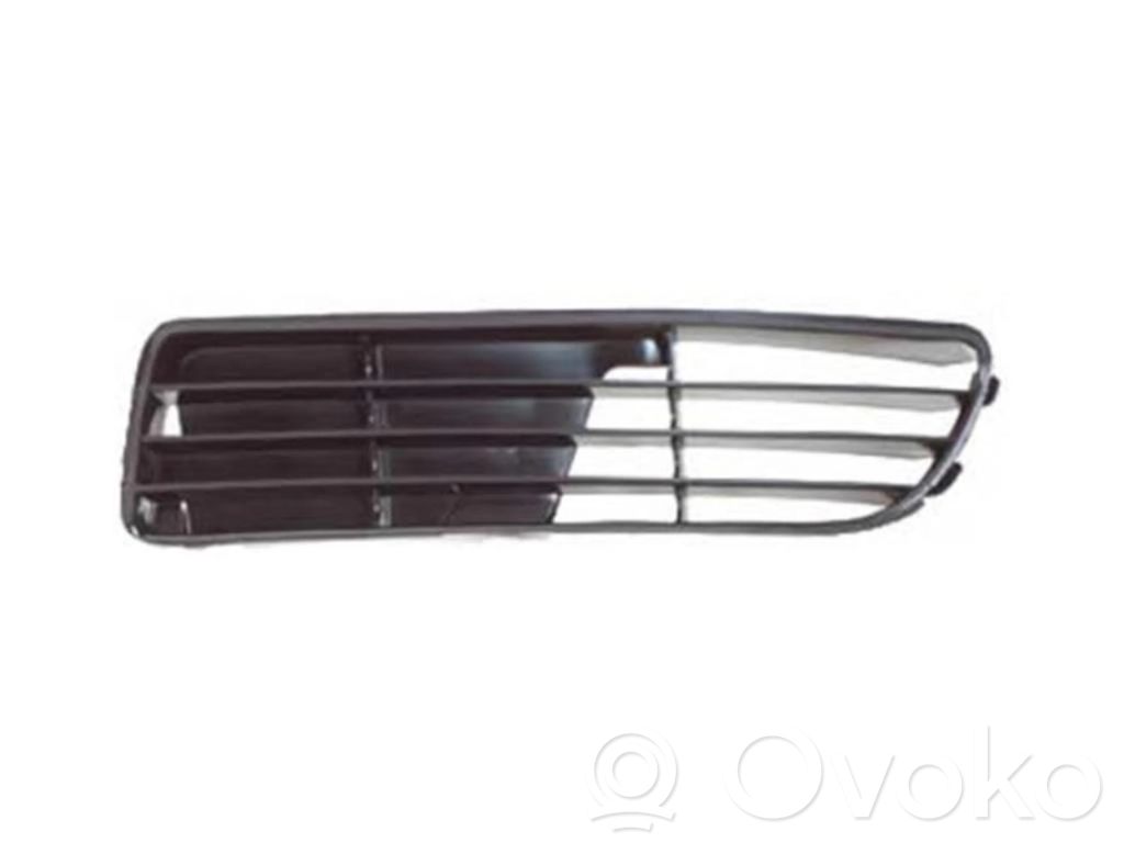 Audi A4 S4 B5 8D Etusäleikkö 