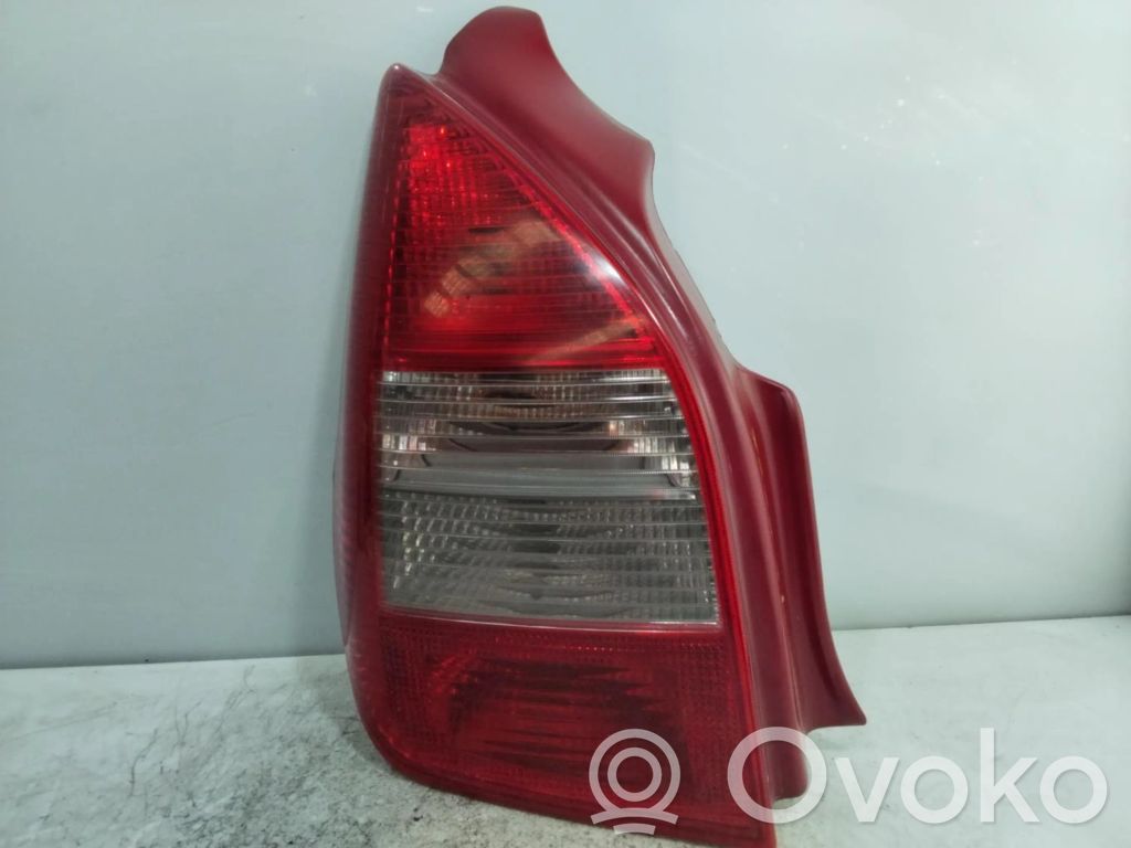 Citroen C3 Aizmugurējais lukturis virsbūvē 