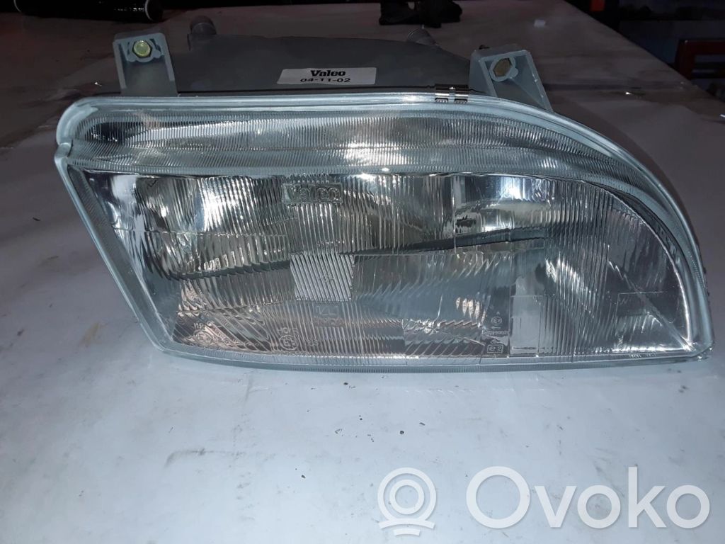 Scheinwerfer   085247
