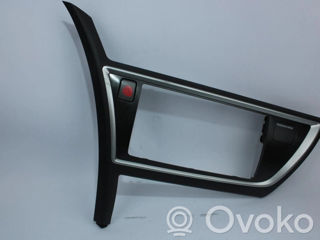 Comutator lumini pericol   5540502430