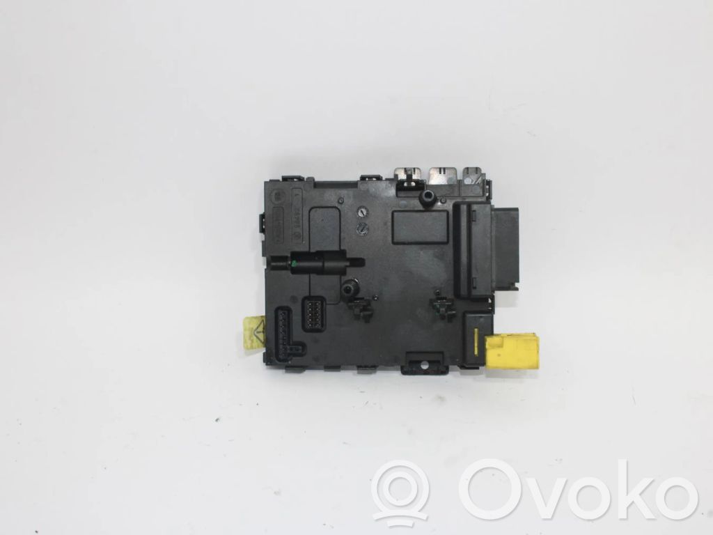 Volkswagen PASSAT Unitate/modul de control motor 