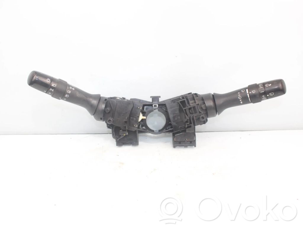 Toyota Auris E180 Interruptor de control multifunción 