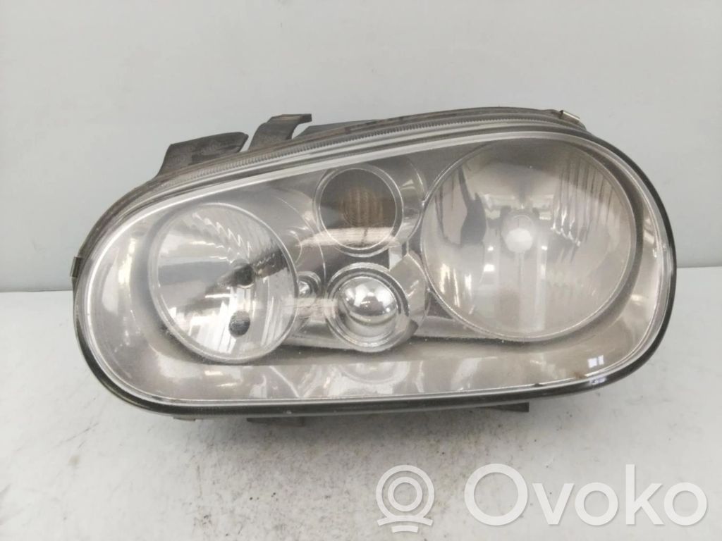Volkswagen Golf V Faro/fanale