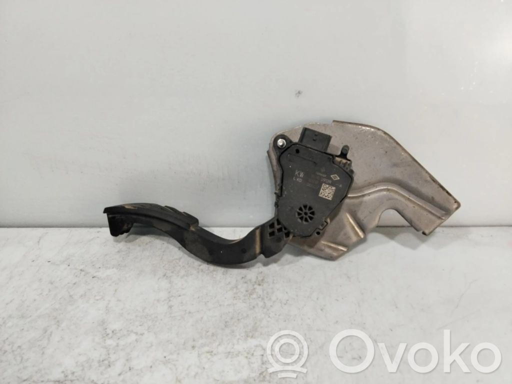 Renault Sandero I Pedale dell’acceleratore 