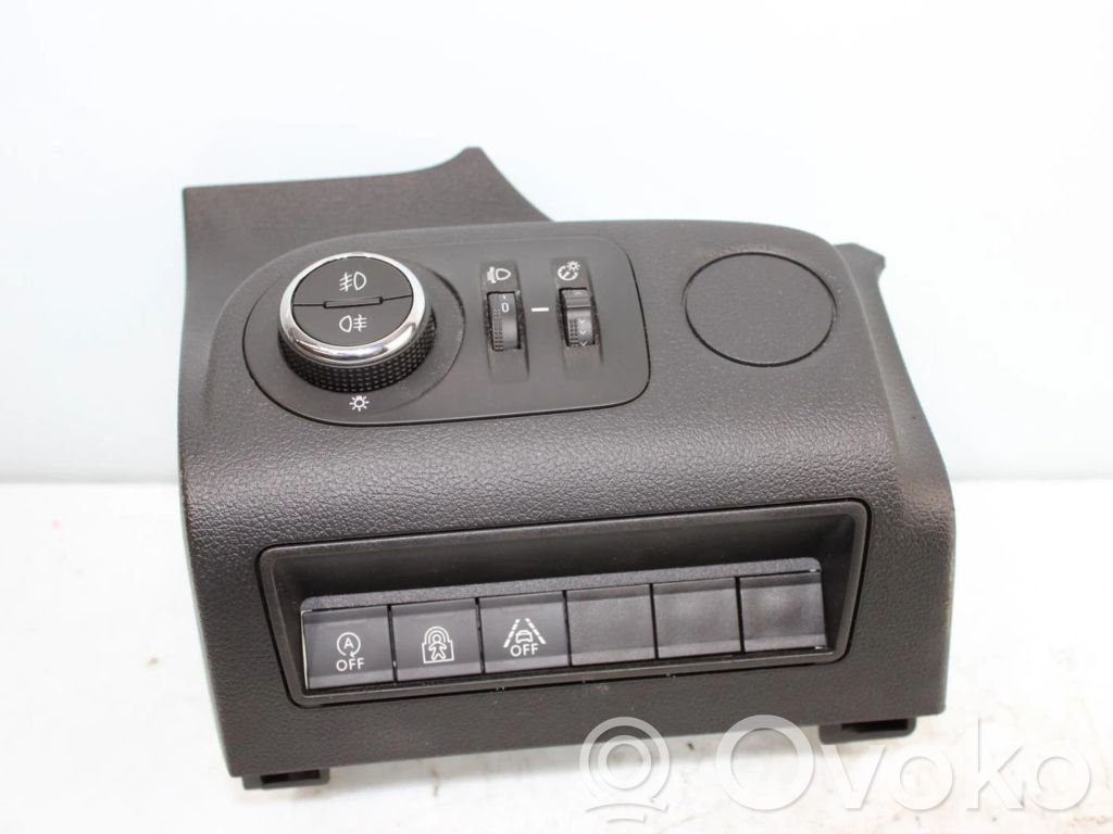 Interruptor de luz   9823080877