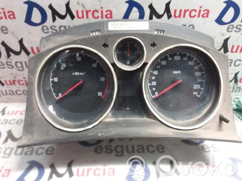 Opel Astra H Tachimetro (quadro strumenti) 