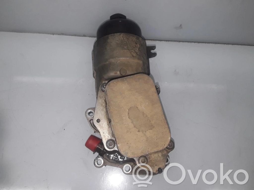 Peugeot 308 Öljynsuodattimen kannake 