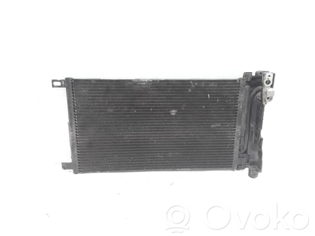 Radiatore di raffreddamento A/C (condensatore)   8377648