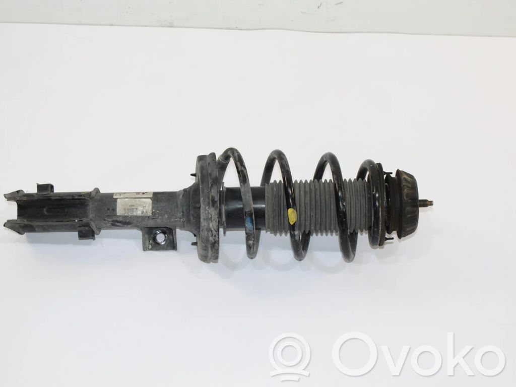 Hyundai i20 (GB IB) Etuiskunvaimennin 