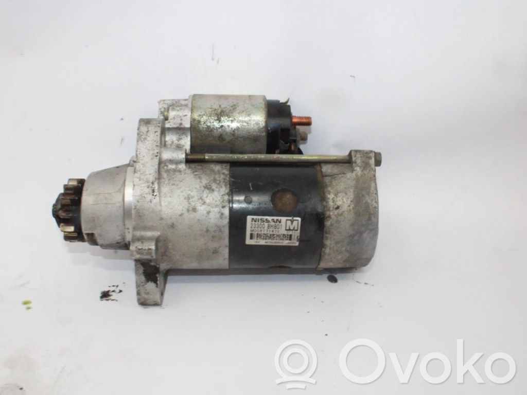 Motor de arranque   233008H801