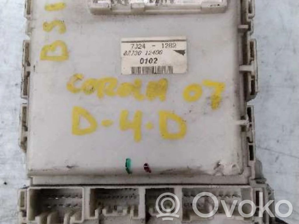 Toyota Corolla E140 E150 Módulo de fusible 