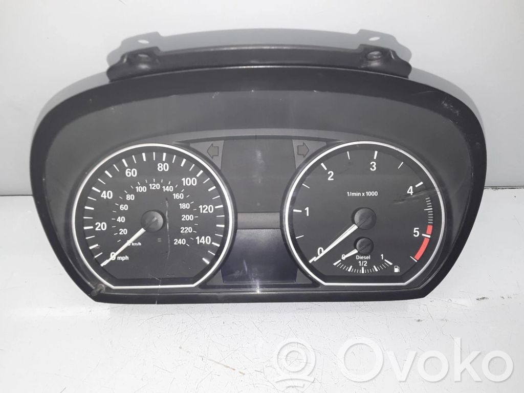 BMW 1 E81 E87 Nopeusmittari (mittaristo) 