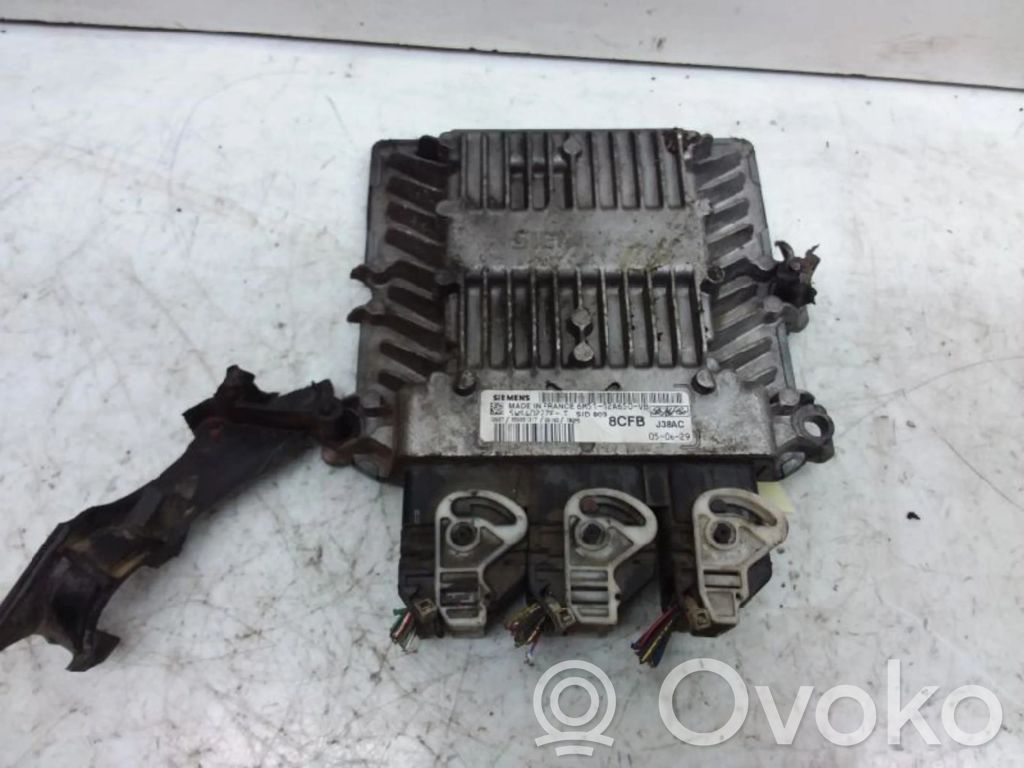 Ford Focus C-MAX Engine control unit/module ECU 