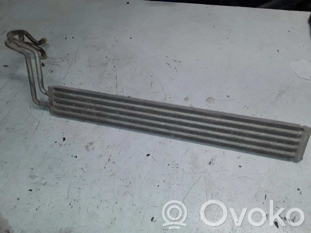 Radiator ulei motor   7L8422885A