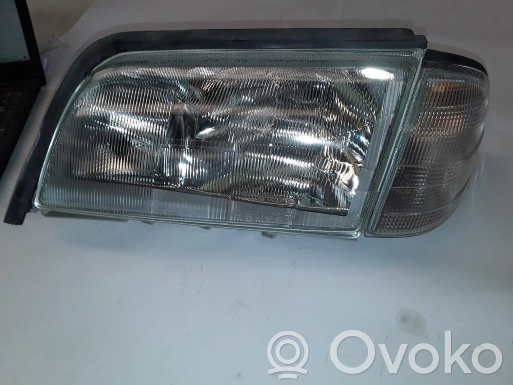Mercedes-Benz C W202 Scheinwerfer