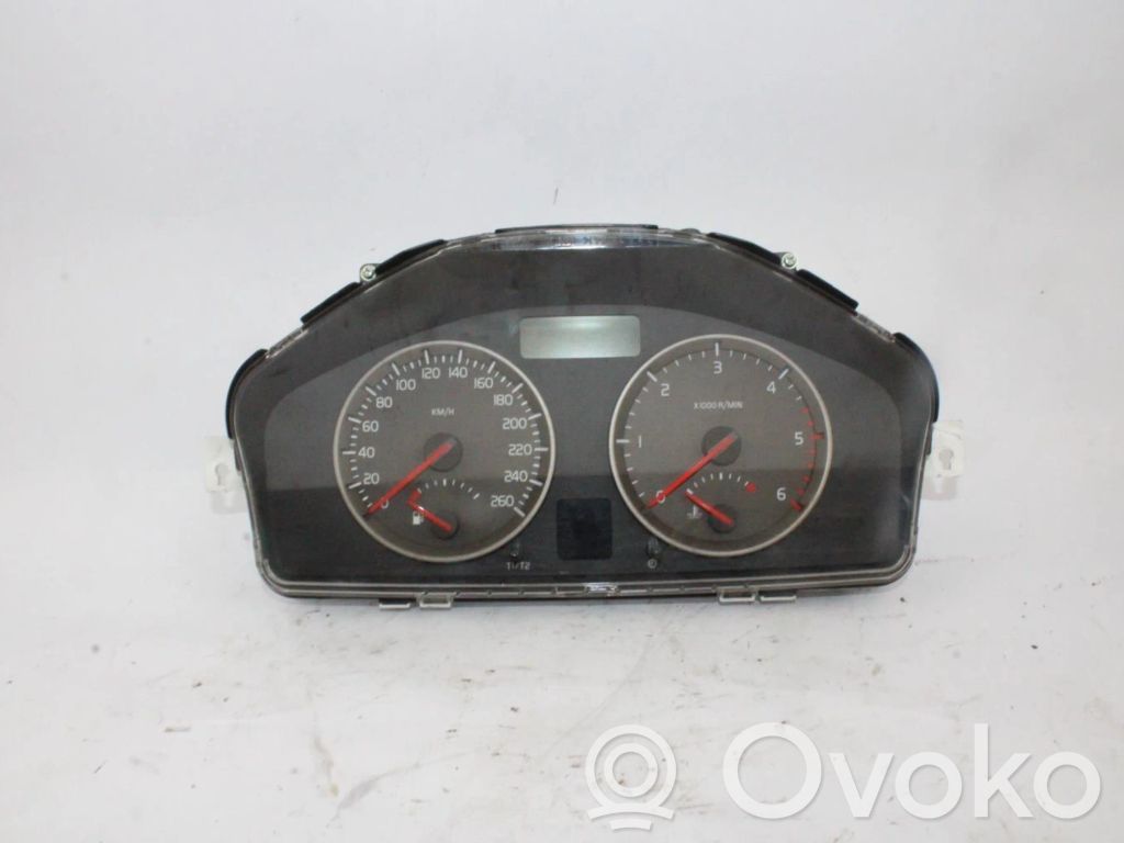 Volvo S40 Speedometer (instrument cluster) 