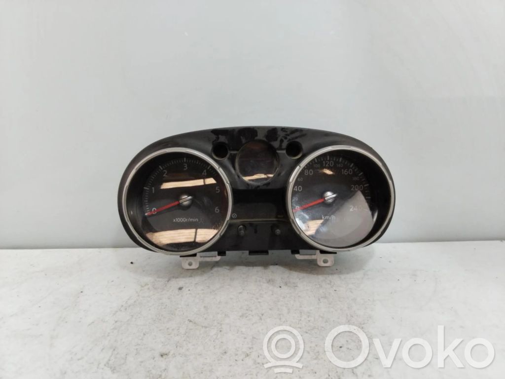 Nissan Qashqai Vitezometru (grup de instrumente) 