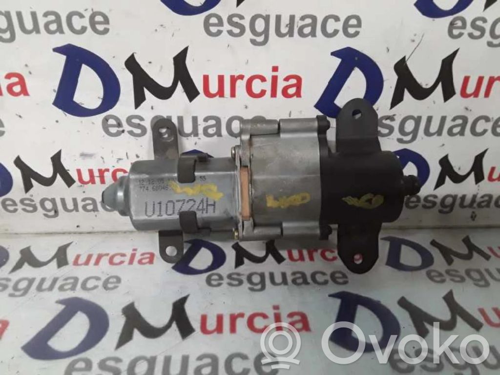 Chrysler Voyager Motor blocare ușă spate 