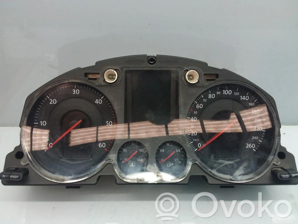 Volkswagen PASSAT Vitezometru (grup de instrumente) 