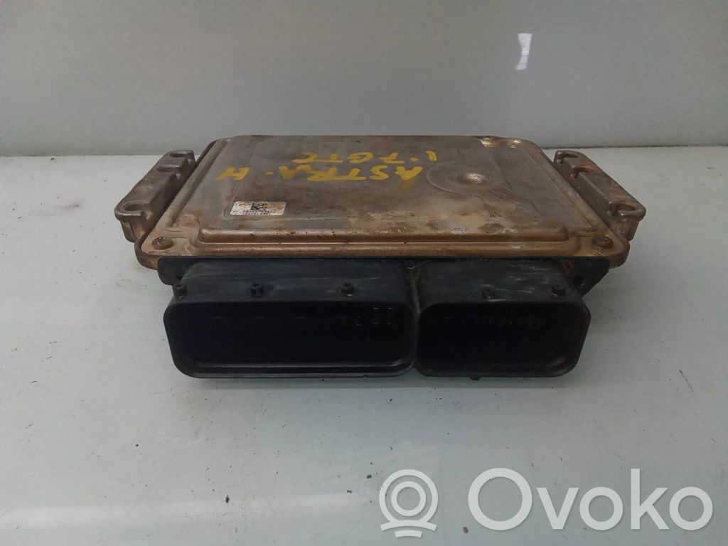 Opel Astra H Unitate control motor/modul ECU