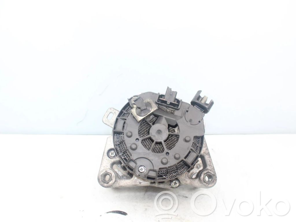 Opel Combo D Generator/alternator 