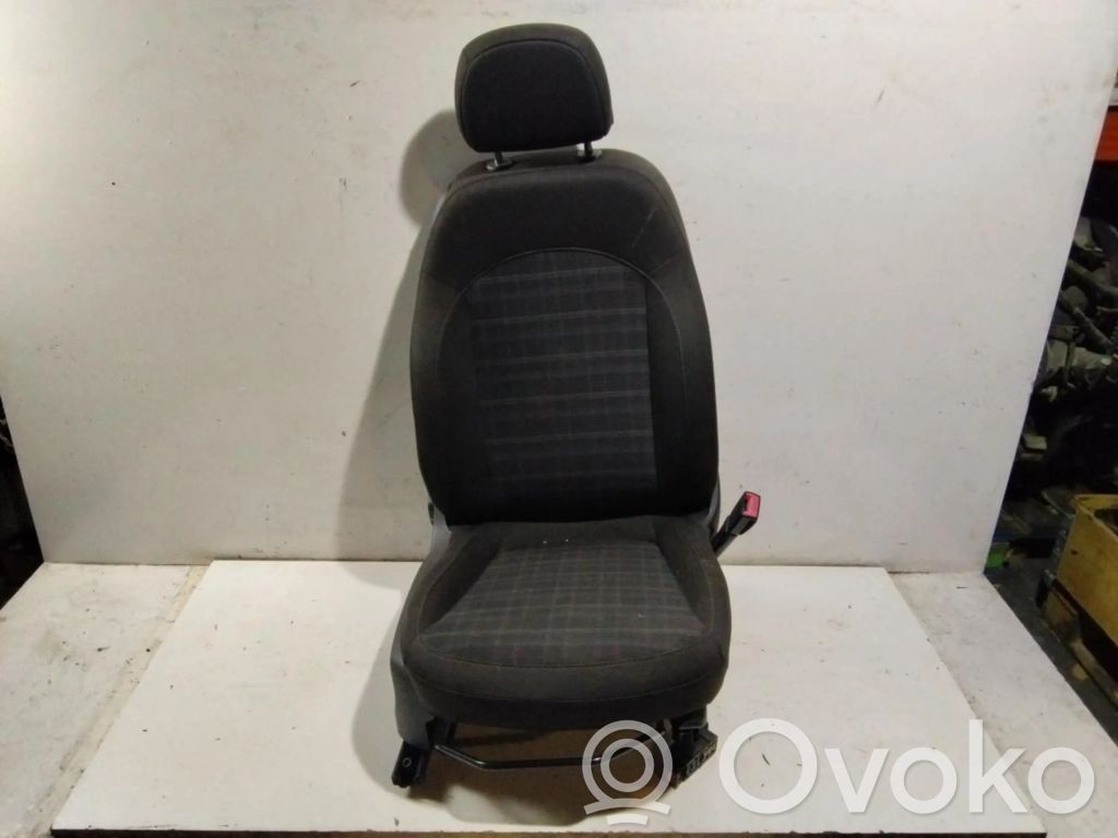 Opel Adam Etumatkustajan istuin 