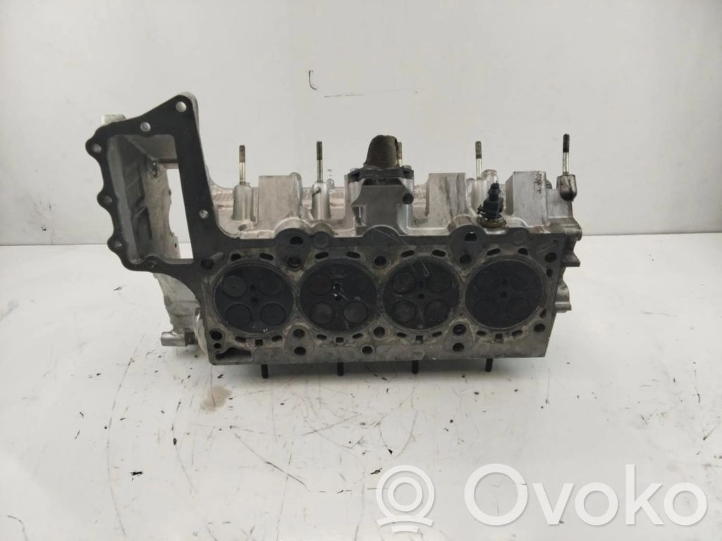 Culata del motor   778587608