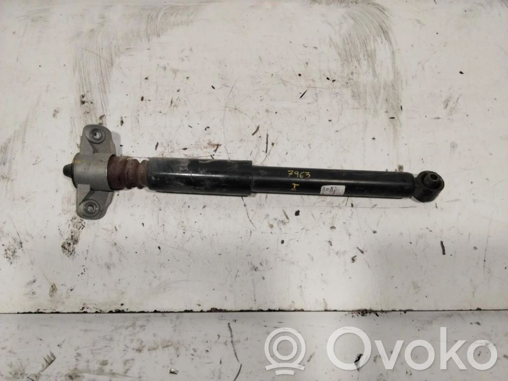 KIA Ceed Stoßdämpfer hinten 