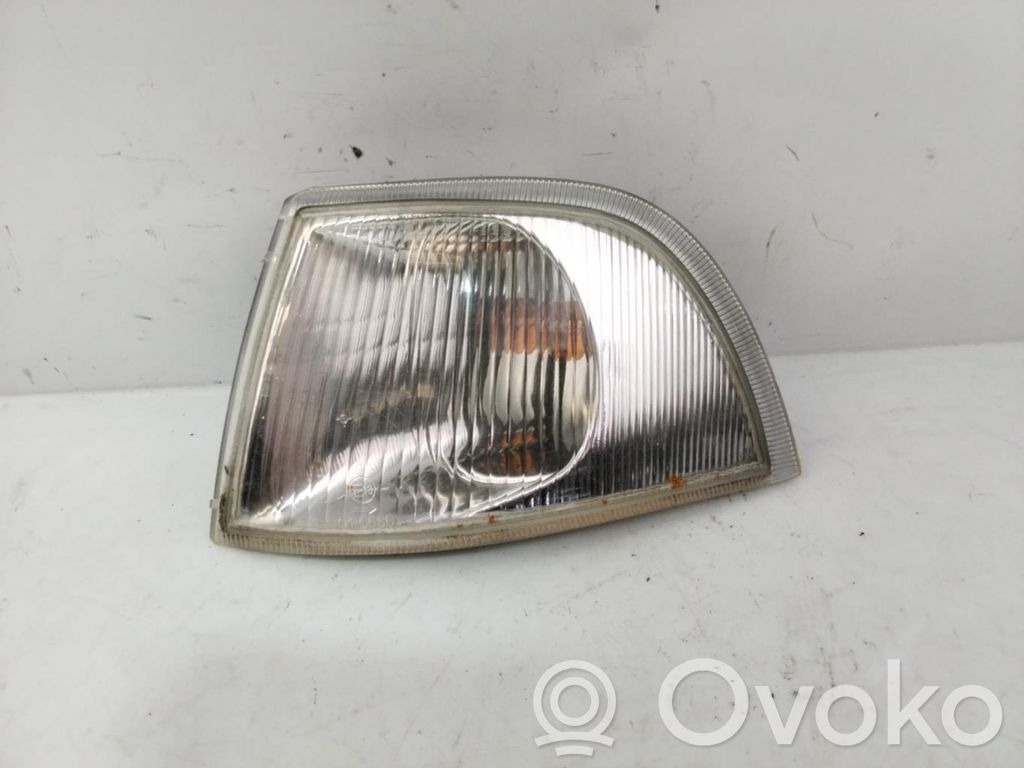 Volvo S40, V40 Front indicator light 