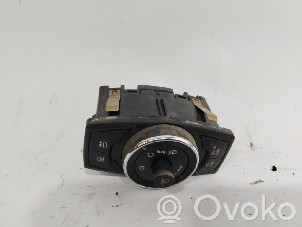 Lichtschalter   AV1T13D061CB