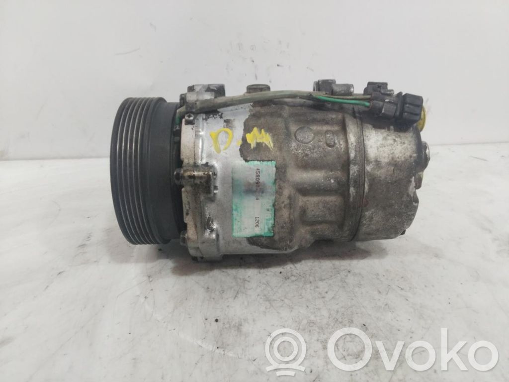 Volkswagen Golf V Compresor (pompă) aer condiționat (A/C) 