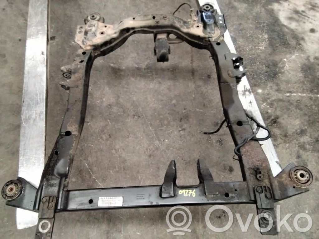 Opel Astra J Rama pomocnicza przednia 