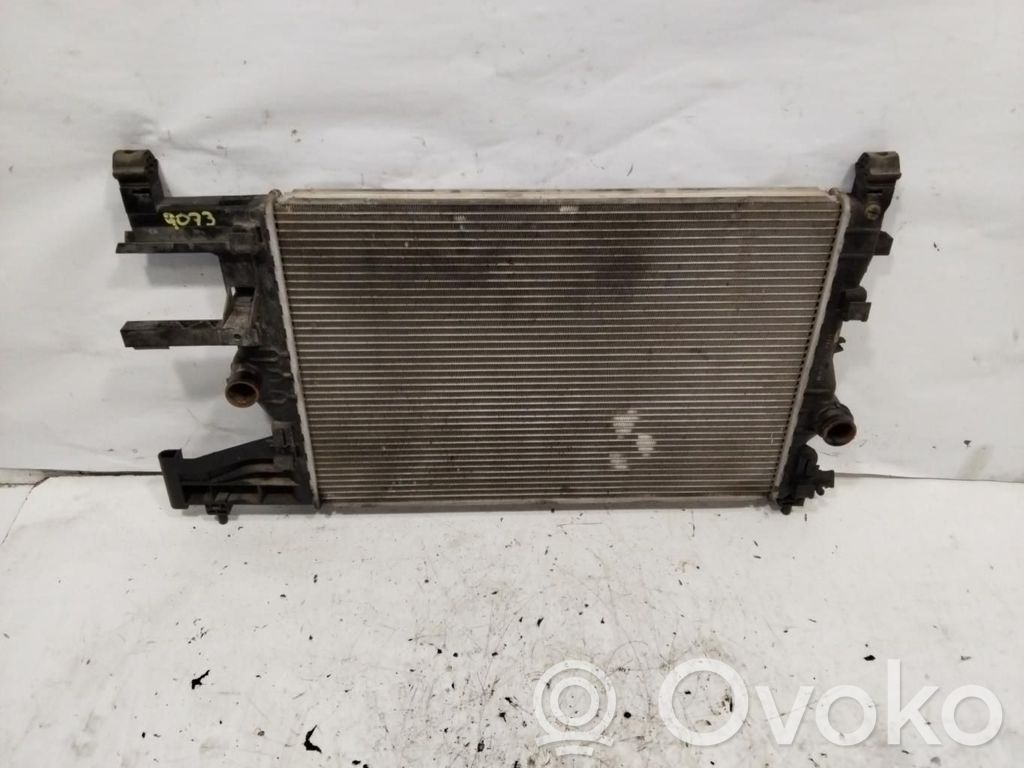 Opel Astra J Coolant radiator