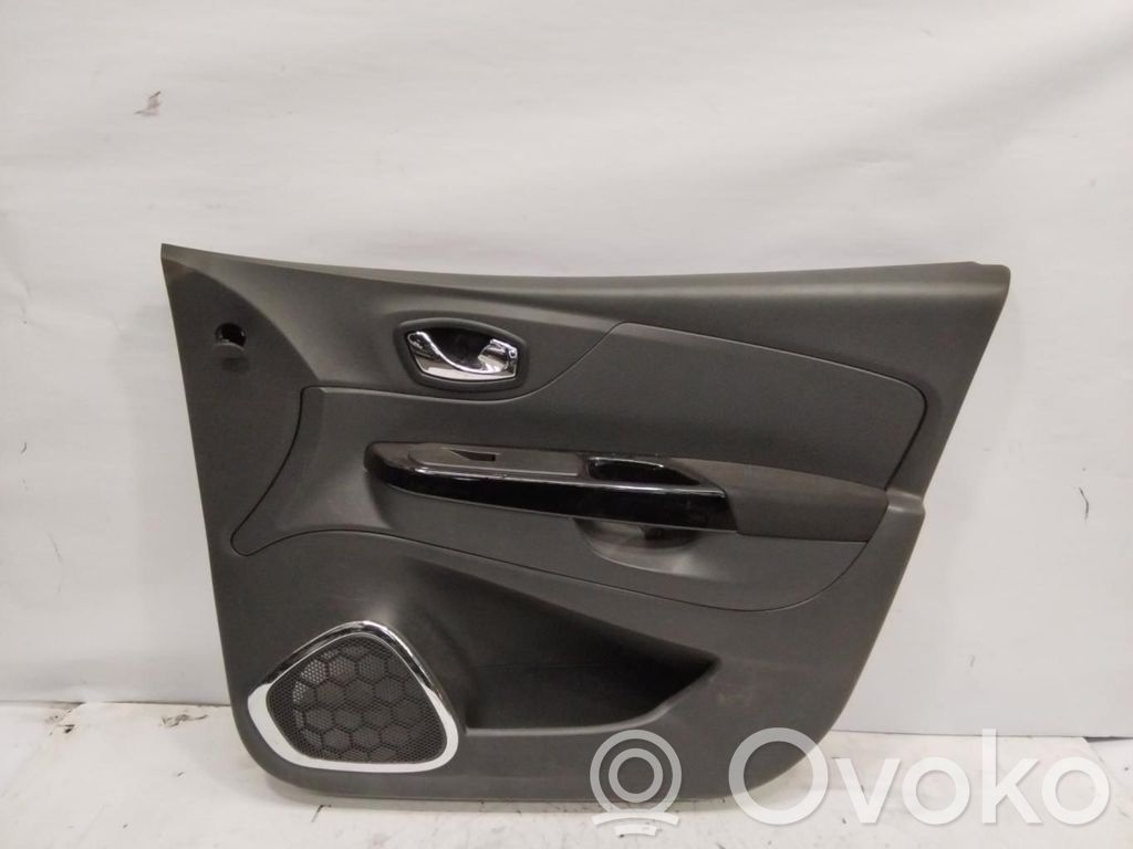 Renault Captur Etuoven verhoilu 