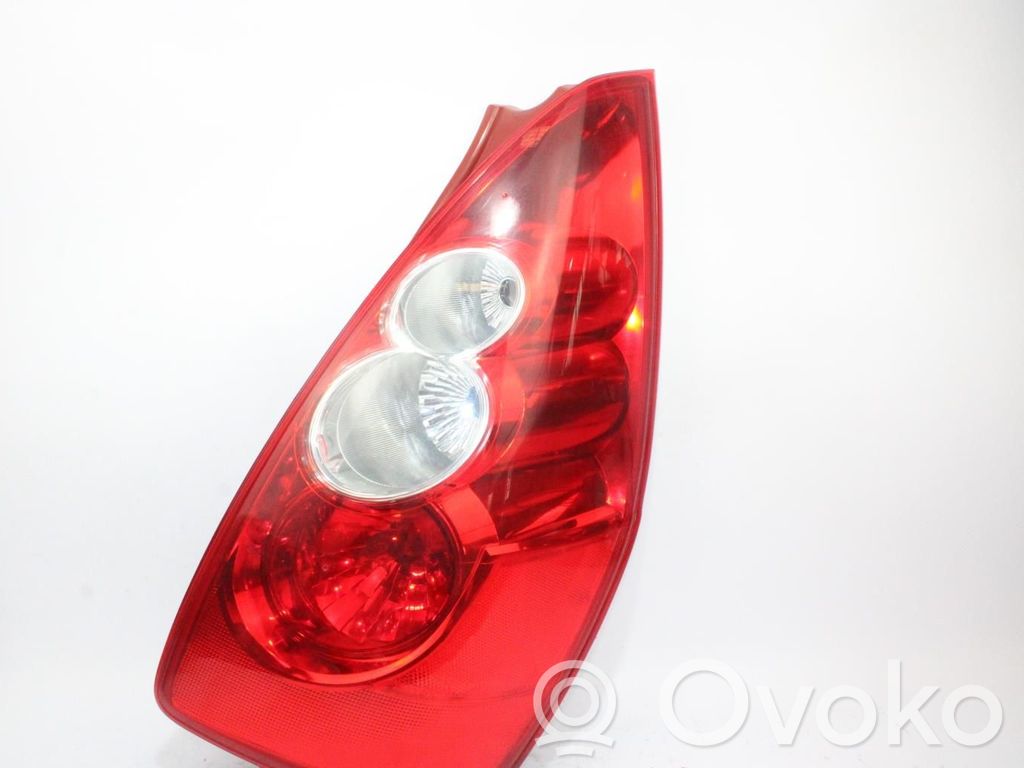 Luz trasera/de freno   C23551150