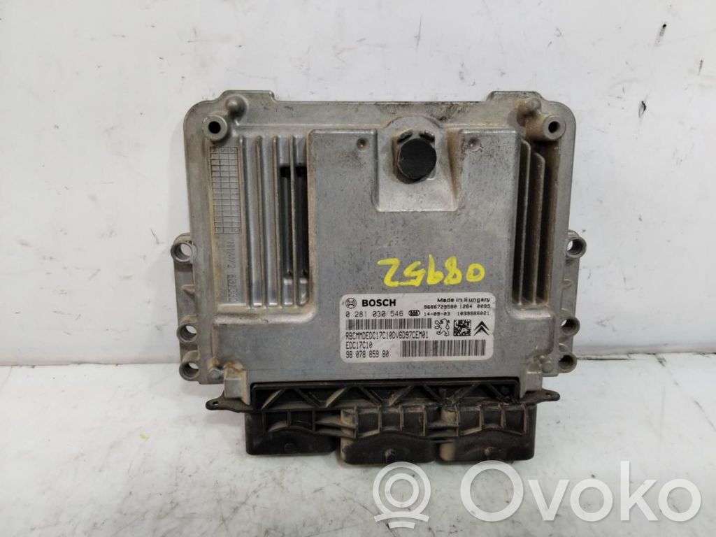 Centralina/modulo motore ECU   9807885980