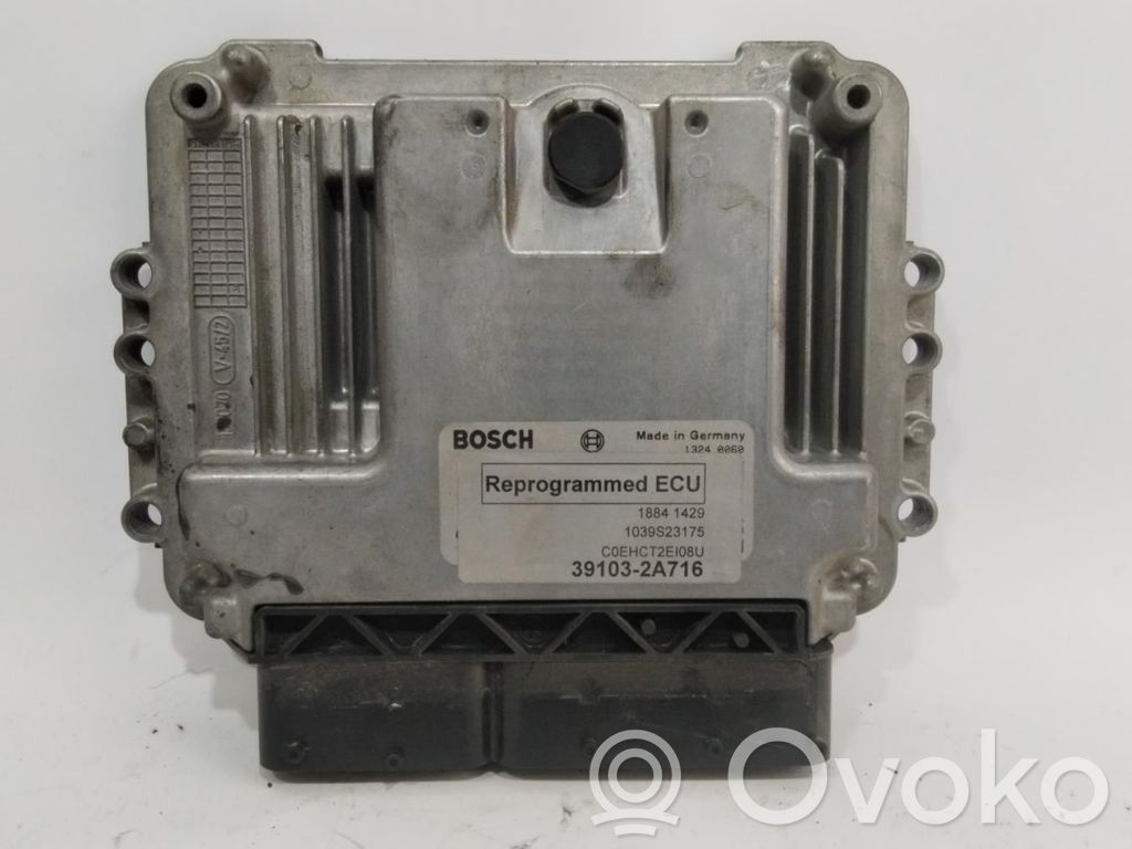 Unidad de control/módulo ECU del motor   391032A716
