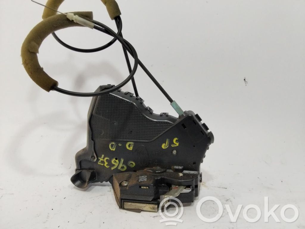 Toyota Corolla E120 E130 Serratura portiera anteriore