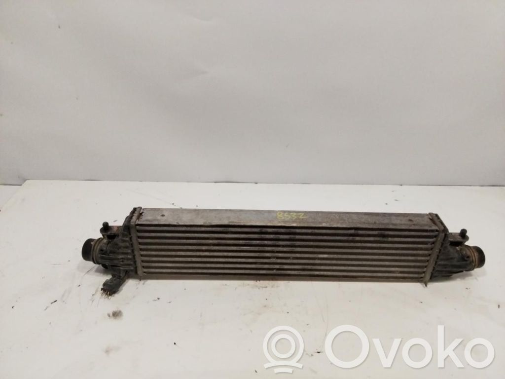 Opel Corsa E Interkūlerio radiatorius 