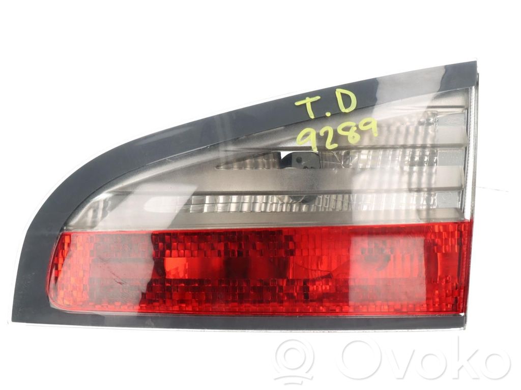 Ford S-MAX Aizmugurējais lukturis virsbūvē 
