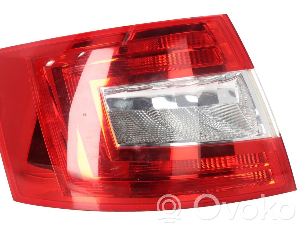 Skoda Octavia Mk3 (5E) Lampă spate în caroserie 