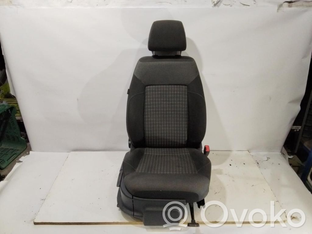 Volkswagen Polo Siège passager avant 