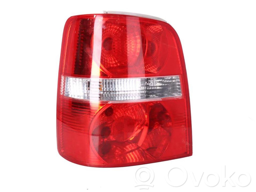 Volkswagen Touran I Luci posteriori