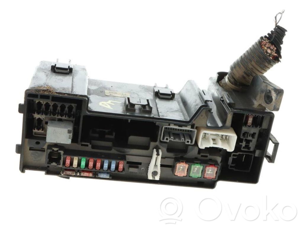 Peugeot 107 Module de fusibles 