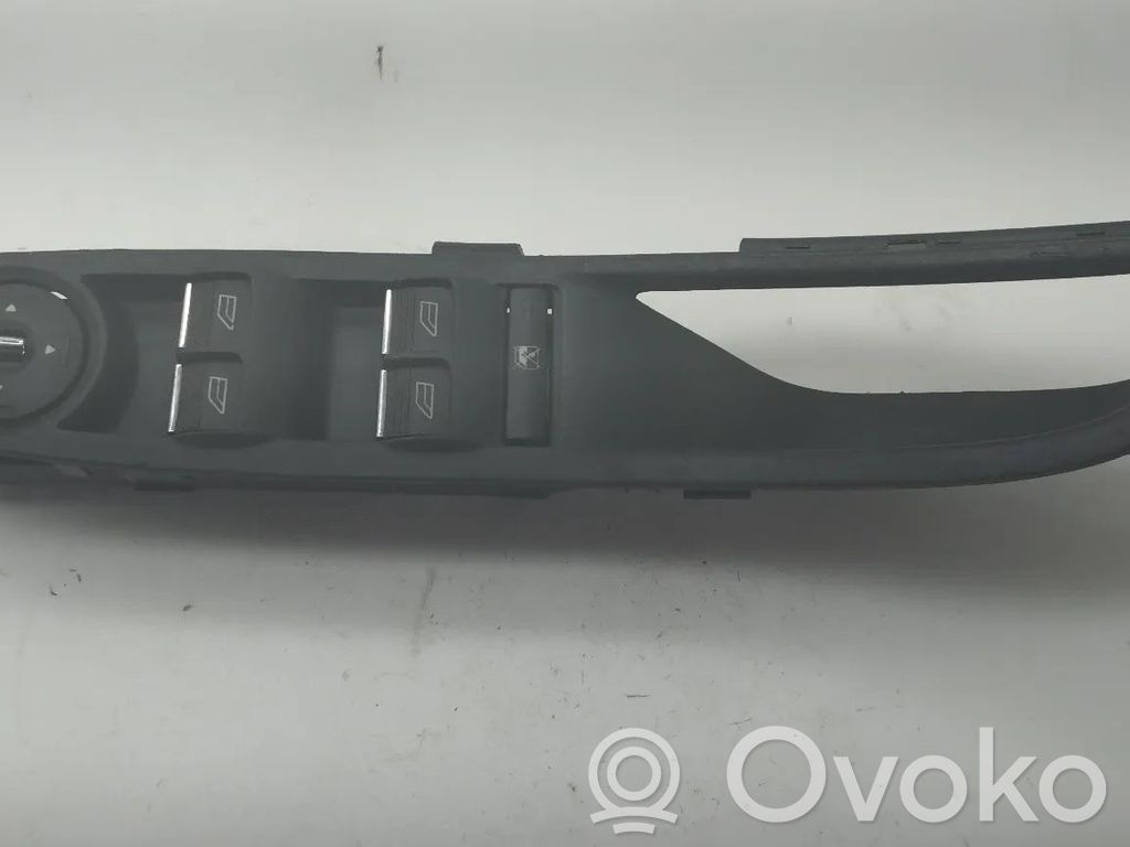 Interruptor del elevalunas eléctrico   3PINOS,3S010020924,AB,AM5T14A132,SN09847110910440