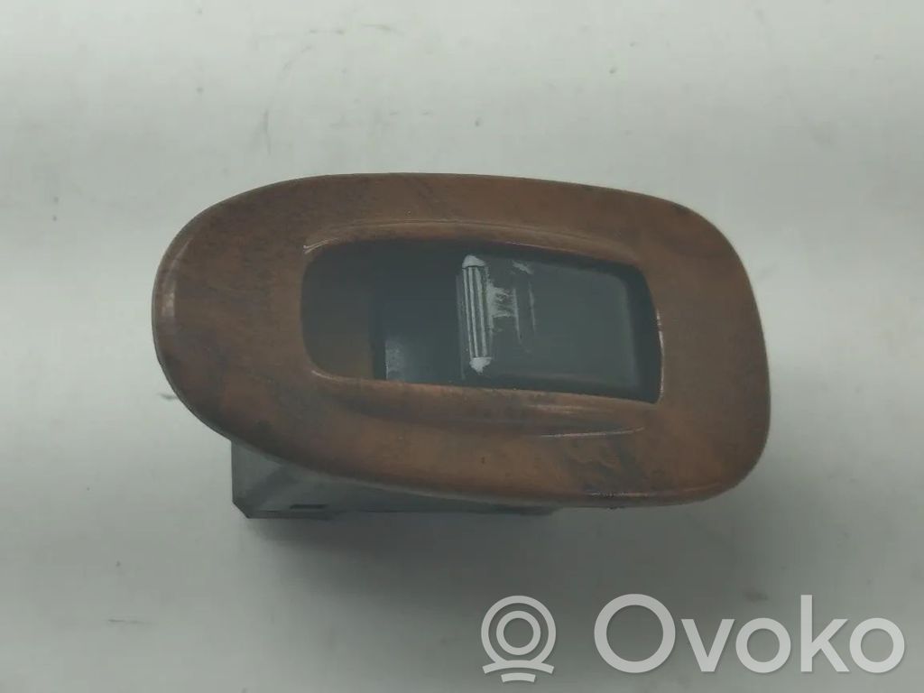 Electric window control switch   4735101000,7PINOS,990320